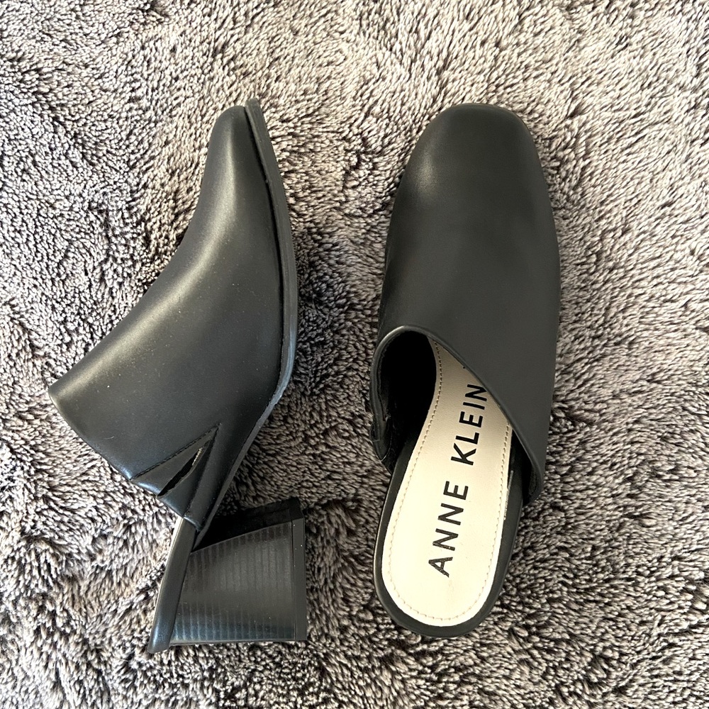 Anne Klein mules